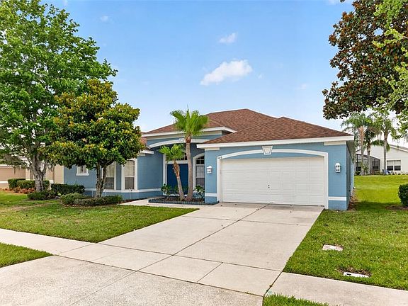 3rd image of 3109 Hanging Moss Cir