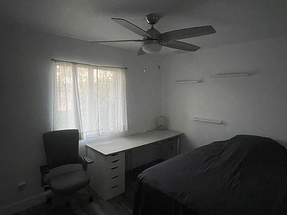 3rd image of 5836 S Beck Ave
