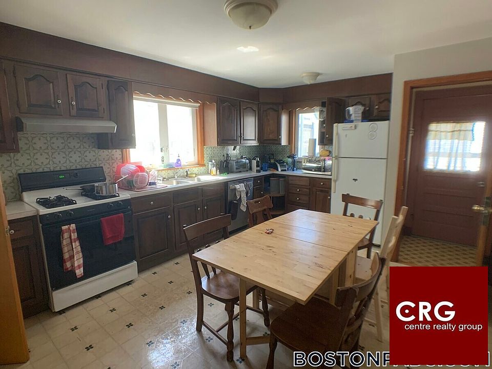 1st image of 92 Pearson Rd #2