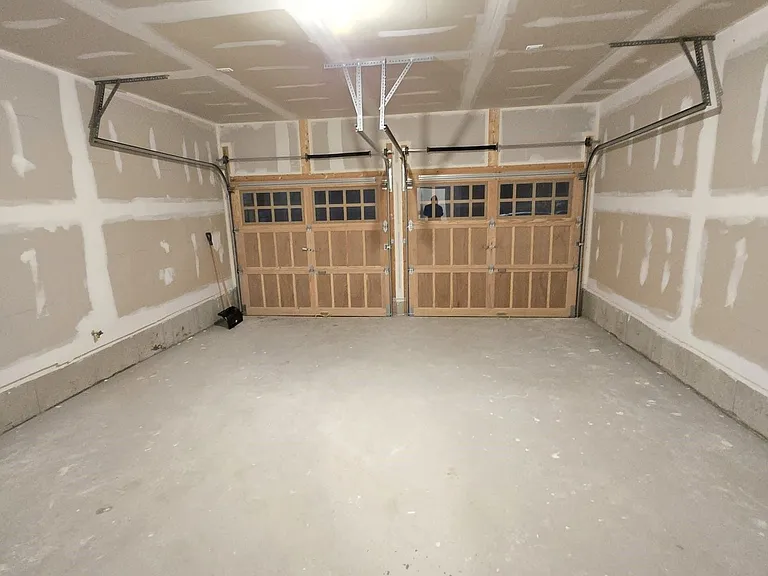 1493 Davis Loop S — Photo 40