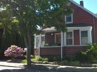 18 Chestnut St, Beverly, MA 01915