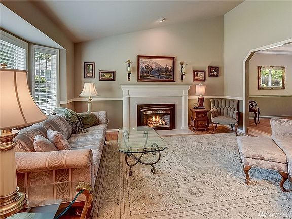 5th image of 21442 SE 35th Way