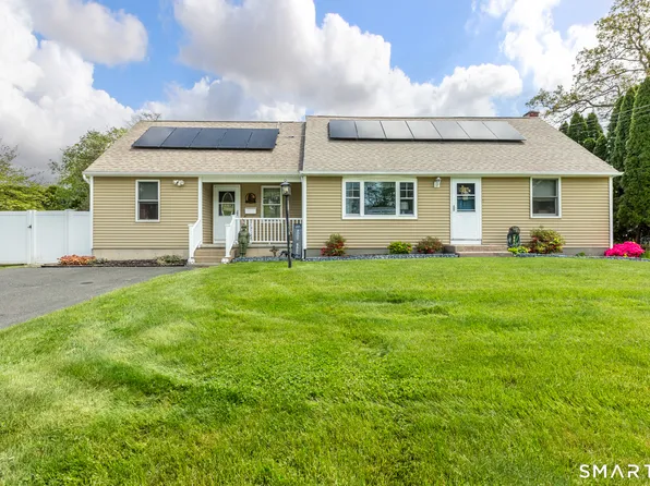3 Wagon Road, Enfield, CT 06082