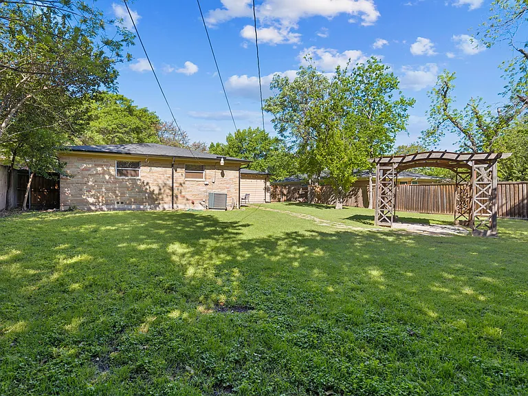 3605 Jeanette Dr — Photo 18