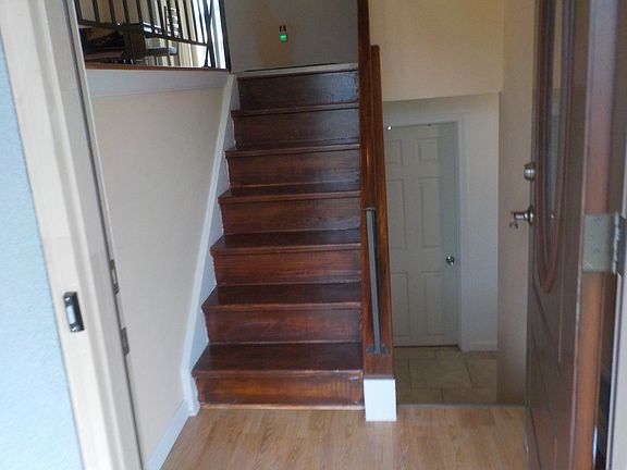 4th image of 5619 Radcliffe Ave