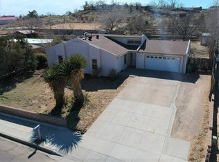 700 Lisbon Ave SE, Rio Rancho, NM 87124