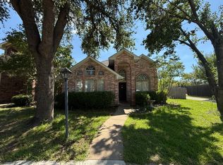 553 Raintree Cir, Coppell, TX 75019