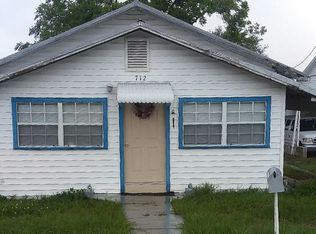 712 8th St, Haines City, FL 33844