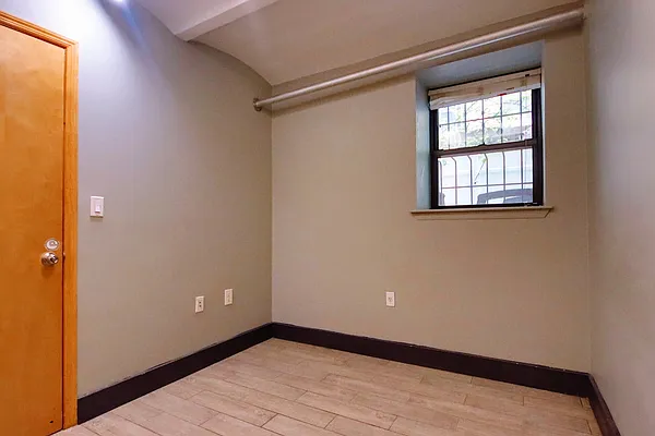 Rented by Compass | media 4