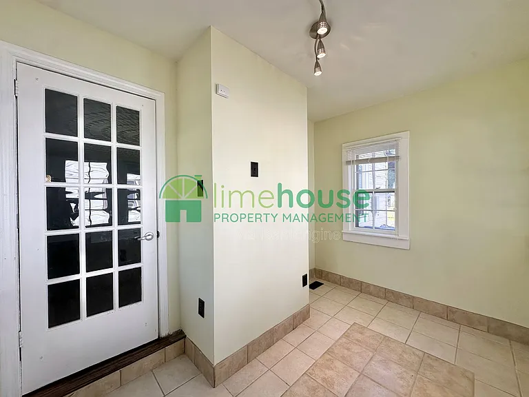 8107 Old Ocean View Rd — Photo 11
