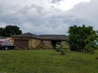 1517 Crestwood Cir W, Lehigh Acres, FL 33936