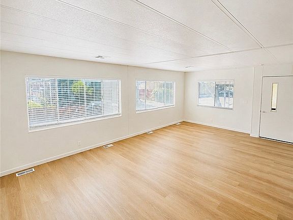 3rd image of 16274 Vasquez Canyon Rd Space 52