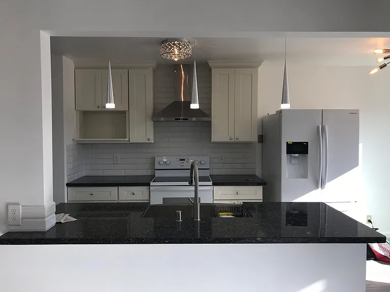 Bar Scene Kitchen Island Open feel