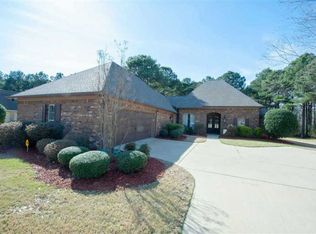 107 Red Oak Ct, Madison, MS 39110