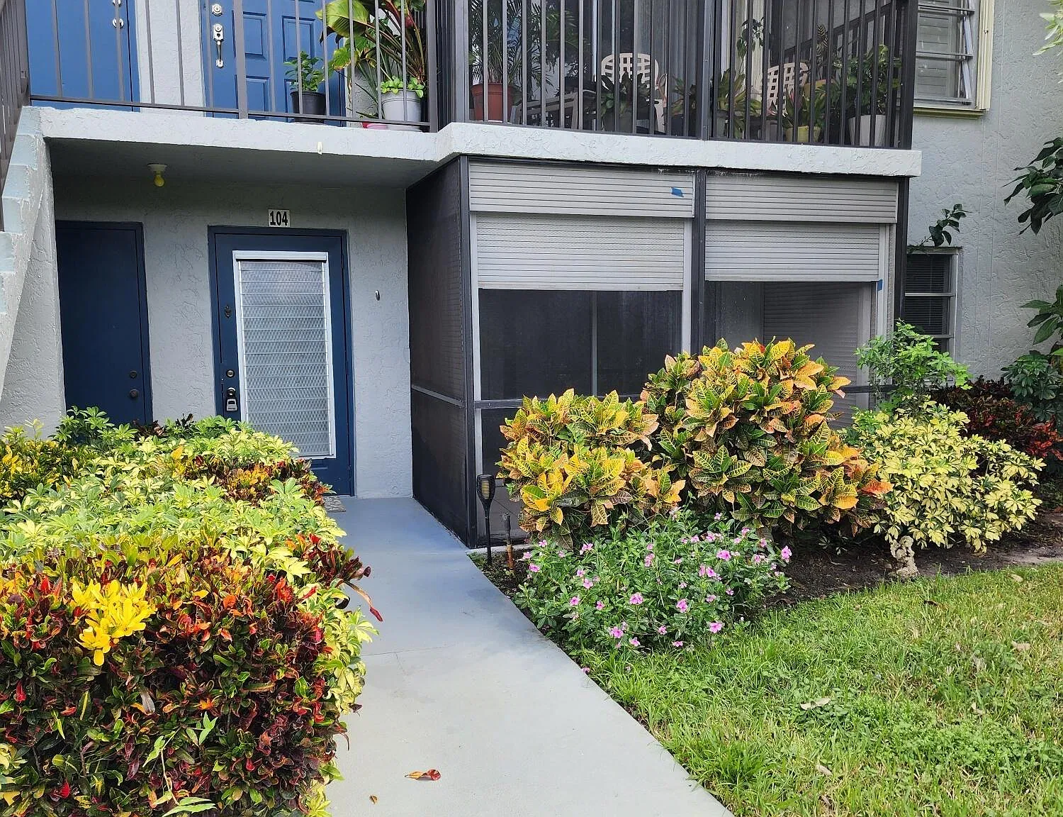 2 bed, 2.0 bath, 850 sqft, $1,675 — Photo 2