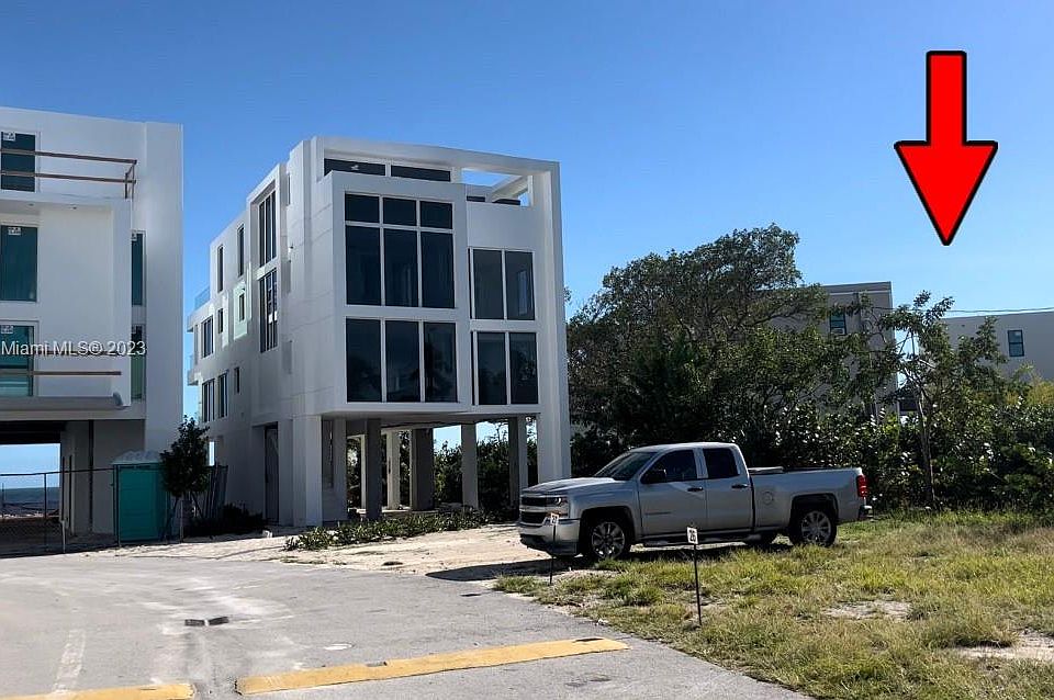 1st image of 94825 Overseas Hwy #26