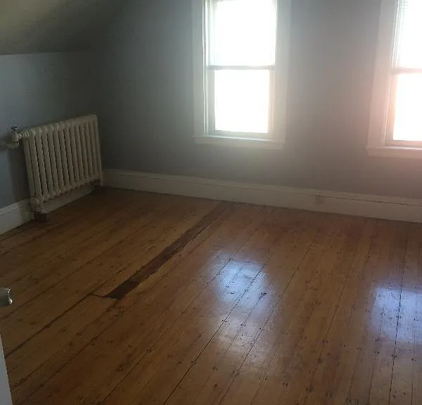 48 Hillside St #3 — Photo 4