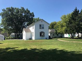 2121 W 17th St, Davenport, IA