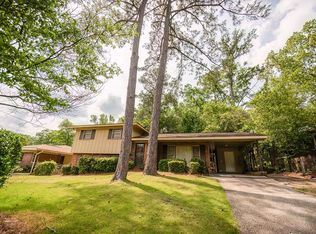 3824 Meadowcliff Dr, Columbus, GA 31907