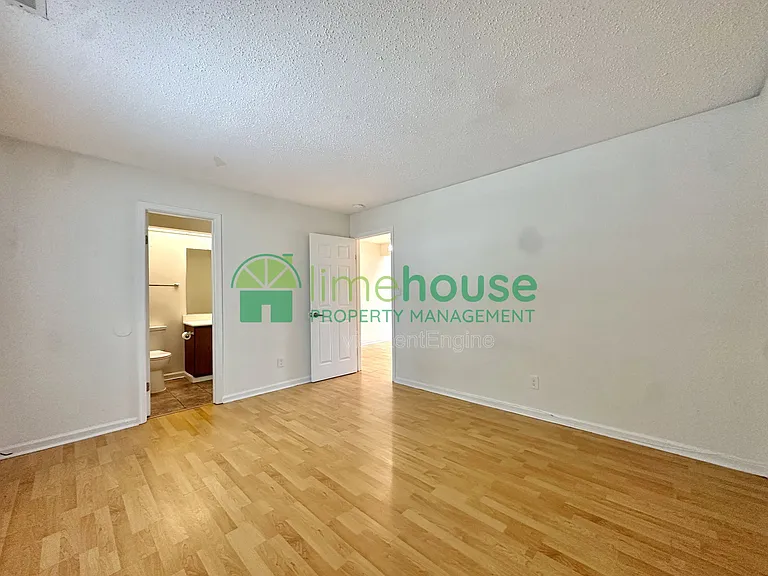 3207 Creekside Dr — Photo 7