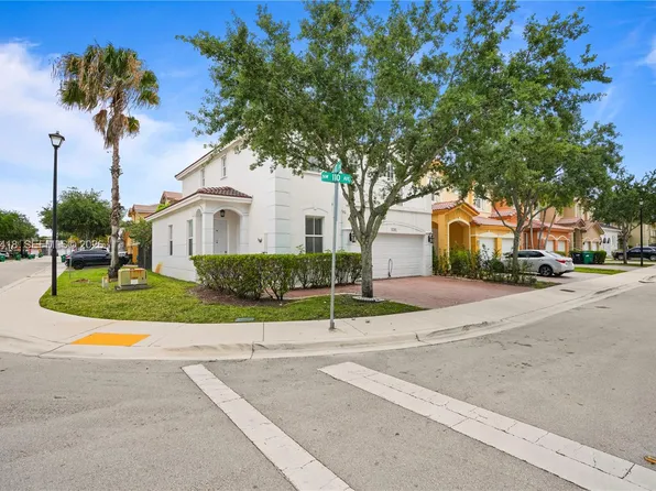 8741 NW 110th Ave, Doral, FL 33178
