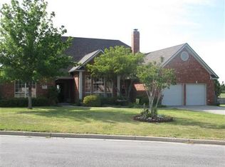 821 Franklin Dr, Ardmore, OK 73401