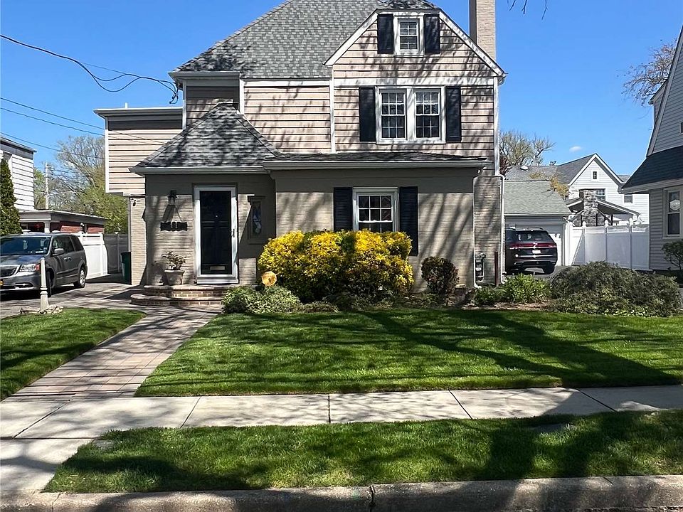 11 Muirfield Road, Rockville Centre, NY 11570 MLS 3544609 Zillow