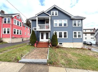 9 Oakley Rd UNIT 9, Watertown, MA 02472