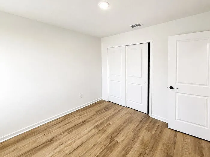 8668 Elmo Rd — Photo 31