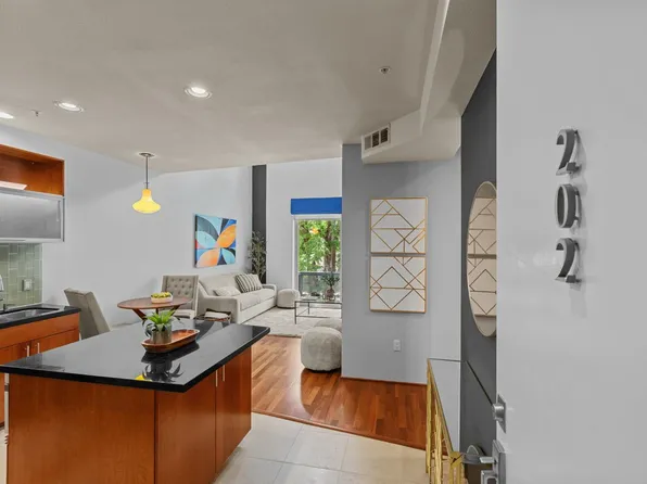 2025 S St APT 202, Sacramento, CA 95811