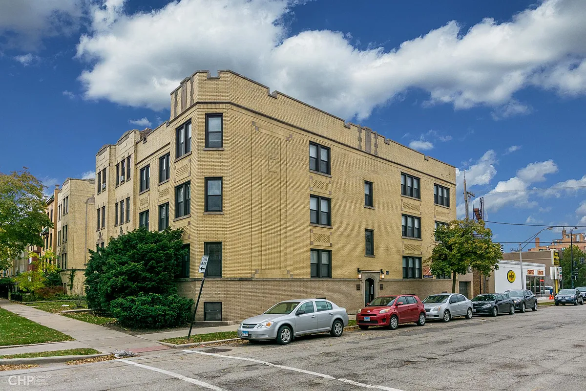 Building Photo - 2507 Catalpa
