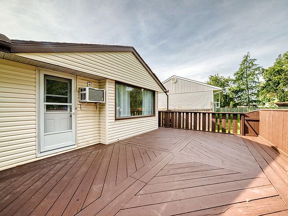 3rd image of 50 Rocque Dr