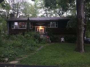 55 Amory Ave, Pearl River, NY 10965