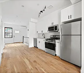 Rented by Living New York