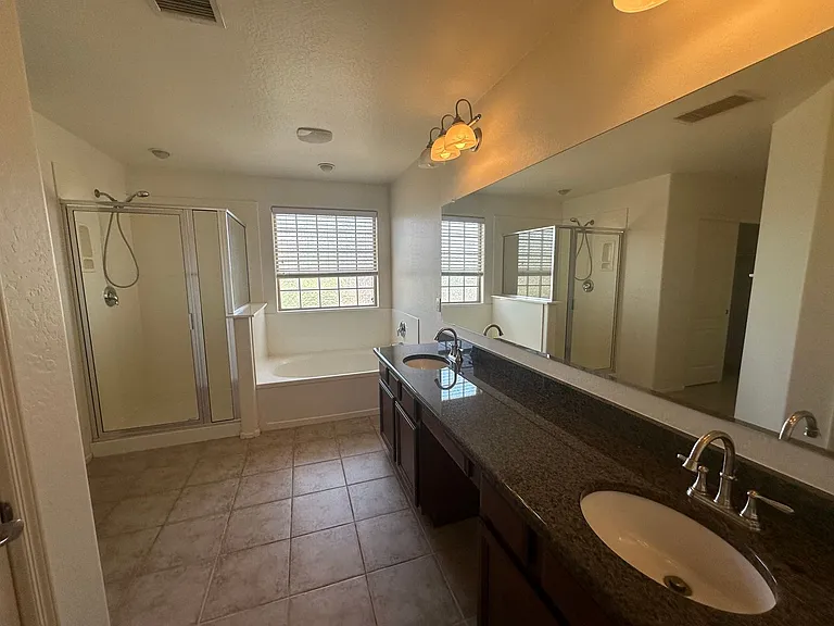 17409 W Woodlands Ave — Photo 10