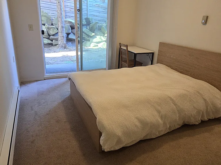 5240 15th Ave NE #101 — Photo 6