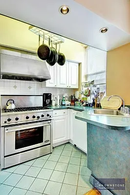 Sold by Brownstone Real Estate | media 14