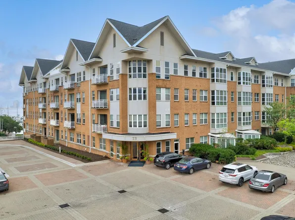 23 Pierside Dr Unit T-12, Baltimore, MD 21230