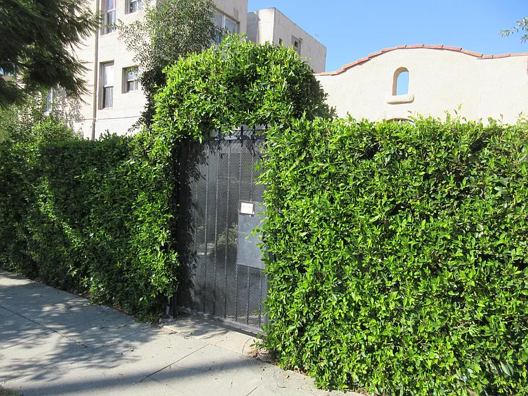 1137 Lodi Pl #3/5 — Photo 1