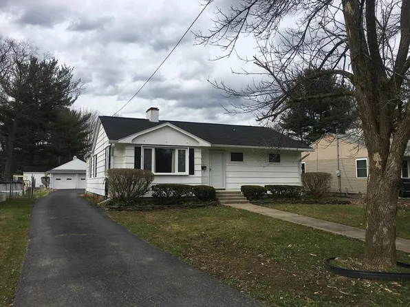 34 Highland Dr, Painted Post, NY 14870