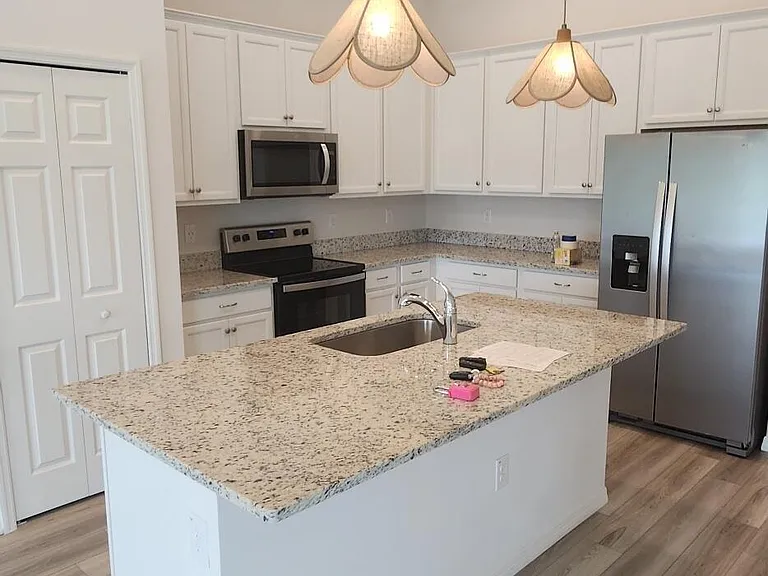 586 Cooper Ct SW — Photo 30