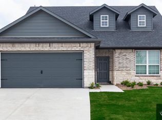 2521 Goldfinch Dr, Denton, TX 76205