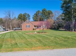 6289 Walden Pond Rd, Pleasant Garden, NC 27313