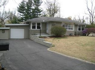 6800 Osage Dr, Belleville, IL