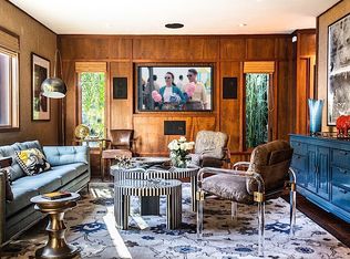 8427 Ridpath Dr, Los Angeles, CA 90046