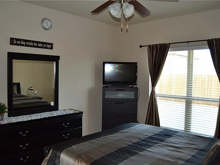 9812 Coyote Pass Trl — Photo 11