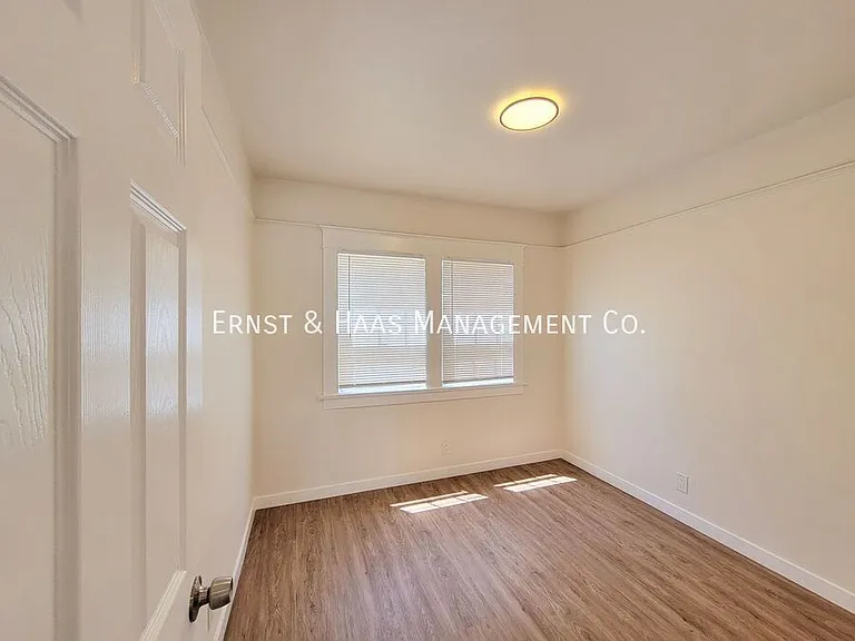 154 E Eagle St #2 — Photo 7