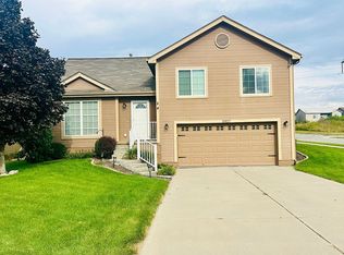 5907 S 190th Ter, Omaha, NE 68135