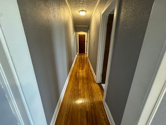 4th image of 7444 S East End Ave