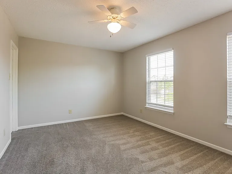 10841 Zimmerman Ln — Photo 11